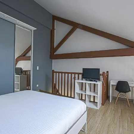 Appartamento Tasteful In Comes With Terrace *