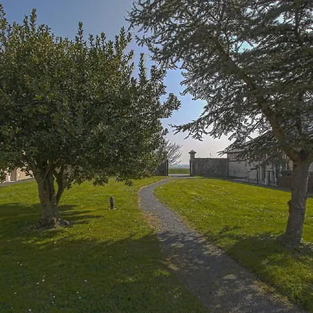 Appartamento Tasteful In Comes With Terrace